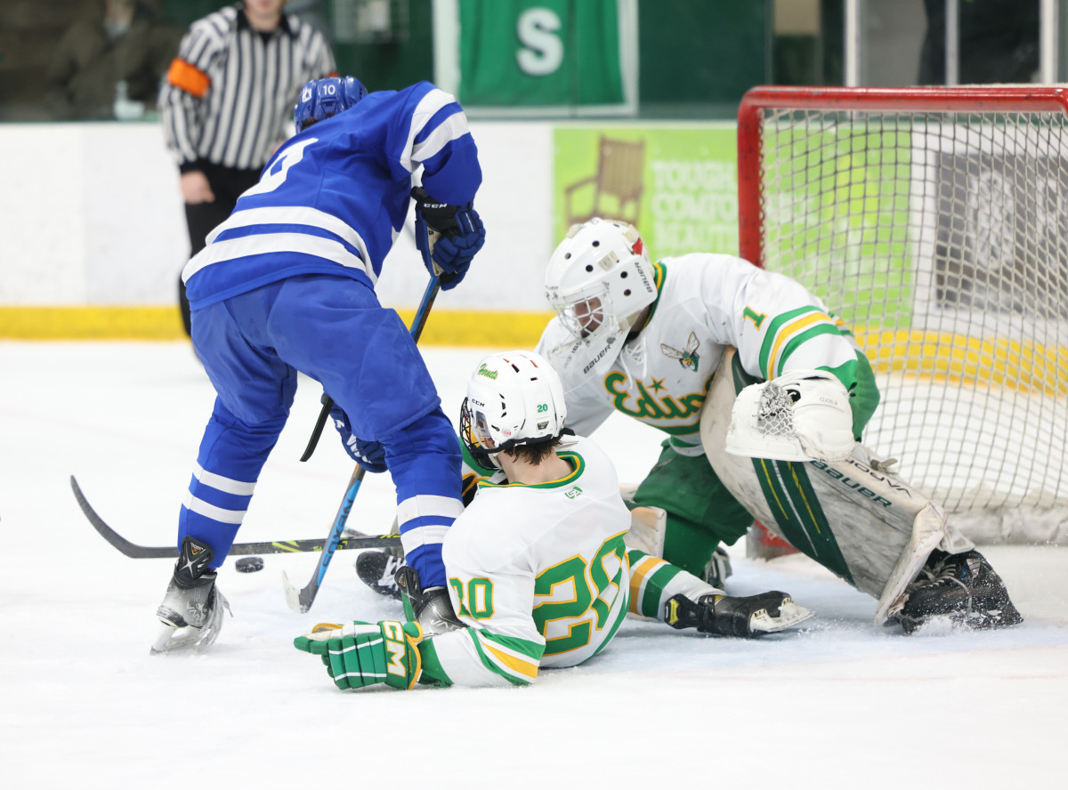 Minnetonka vs Edina Feb11-23 Jeff Lawler30